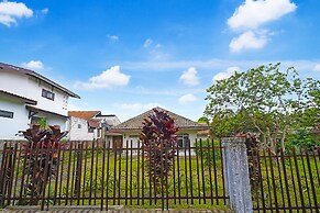 OYO Life 92694 Kost Nino