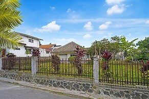 OYO Life 92694 Kost Nino