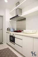 Homesuite' Home at Sutera Avenue