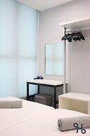 Homesuite' Home at Sutera Avenue