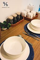 Homesuite' Home at Sutera Avenue