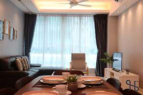 Homesuite' Home at Sutera Avenue