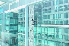 Homesuite' Home at Sutera Avenue