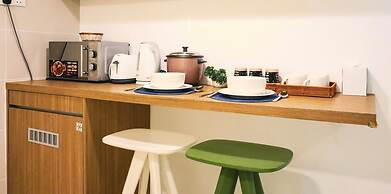 Homesuite' Home at Sutera Avenue