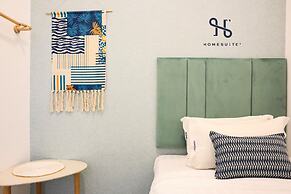 Homesuite' Home at Sutera Avenue