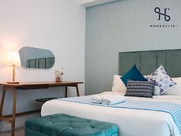 Homesuite' Home at Sutera Avenue