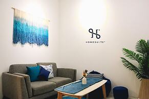 Homesuite' Home at Sutera Avenue