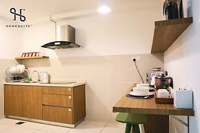 Homesuite' Home at Sutera Avenue