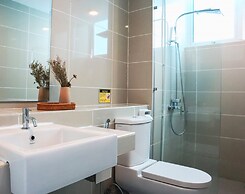 Homesuite' Home at Sutera Avenue