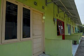 SPOT ON 93210 Griya Kos Kanjeng Mami Syariah