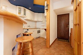 Warsaw Apartment City View by Renters
