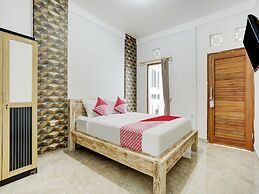 OYO Flagship 90756 Melasti Hills Room & Cafe