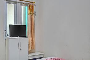 OYO Life 92684 Kost Mutiara Nirwana