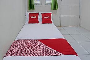 OYO Life 92684 Kost Mutiara Nirwana