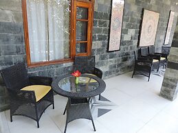 Kailash Farms Earthen Life