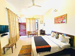 Kailash Farms Earthen Life