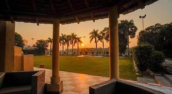 Kailash Farms Earthen Life