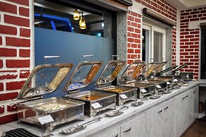 Trideus Chandseena Valley Resort