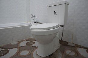 Super OYO 93205 Kusuma Hotel And Convention Hall