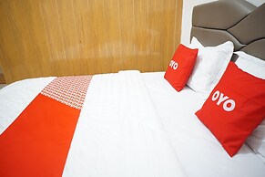 Super OYO 93205 Kusuma Hotel And Convention Hall