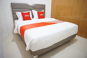 Super OYO 93205 Kusuma Hotel And Convention Hall