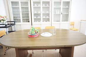 Super OYO 93205 Kusuma Hotel And Convention Hall