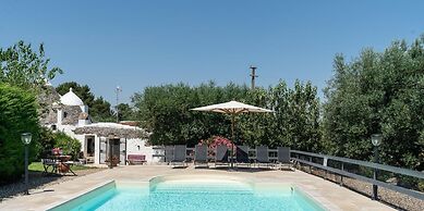 Trulli Nora con Piscina by Wonderful Italy