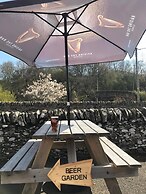 Horse and Hound Country Inn