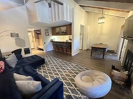 118 Standard 2 Bedroom Condo by RedAwning