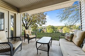 Swanky Sanctuary 2 Bedroom Condo by RedAwning