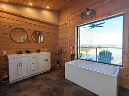 Smoky Lake Retreat 3 Bedroom Cabin by RedAwning