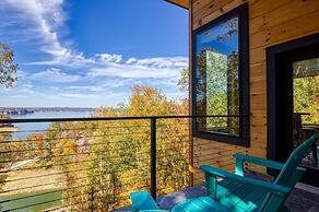Smoky Lake Retreat 3 Bedroom Cabin by RedAwning