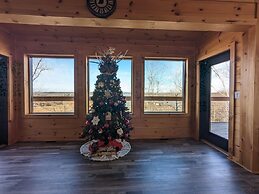 Smoky Lake Retreat 3 Bedroom Cabin by RedAwning