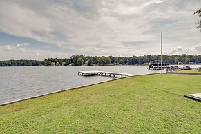 Lake Martin Retreat w/ Private Dock & Boat Launch