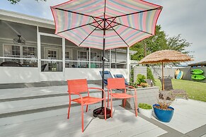 Lake Martin Retreat w/ Private Dock & Boat Launch