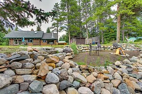 Creekside Silver Gate Getaway w/ Fireplace!