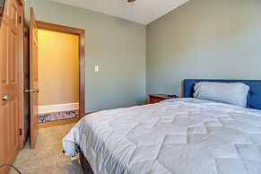 Sunny + Spacious Dayton Condo ~ 1 Mi to Downtown!