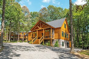Black Diamond Lodge by Taylor Made Deep Creek