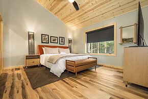 Black Diamond Lodge by Taylor Made Deep Creek