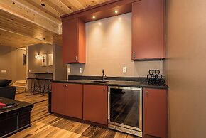 Black Diamond Lodge by Taylor Made Deep Creek