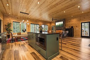 Black Diamond Lodge by Taylor Made Deep Creek