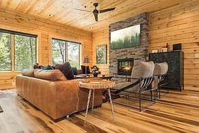 Black Diamond Lodge by Taylor Made Deep Creek