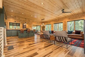 Black Diamond Lodge by Taylor Made Deep Creek