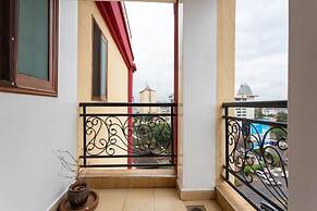 Skyline Apartment 3 Bedroom with SQ-801
