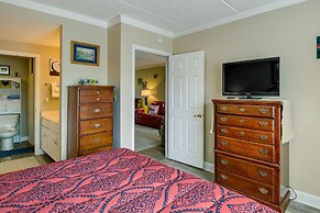 Charming Gatlinburg Condo - Walk to Downtown!