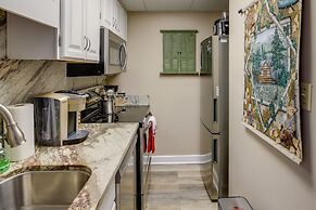 Charming Gatlinburg Condo - Walk to Downtown!