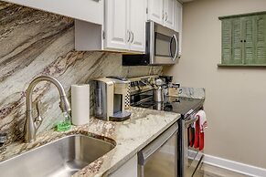 Charming Gatlinburg Condo - Walk to Downtown!