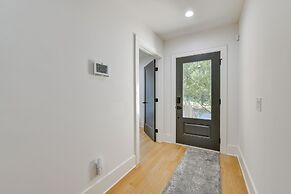 South End Charlotte Townhome < 2 Mi to Uptown!