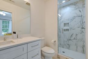 South End Charlotte Townhome < 2 Mi to Uptown!