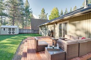 Cozy Lake Tahoe Home w/ Yard, Near Ski Resorts!